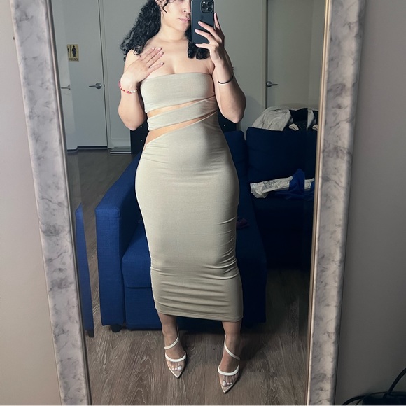 JLuxeLabel beige unpredictable midi dress - Picture 2 of 4